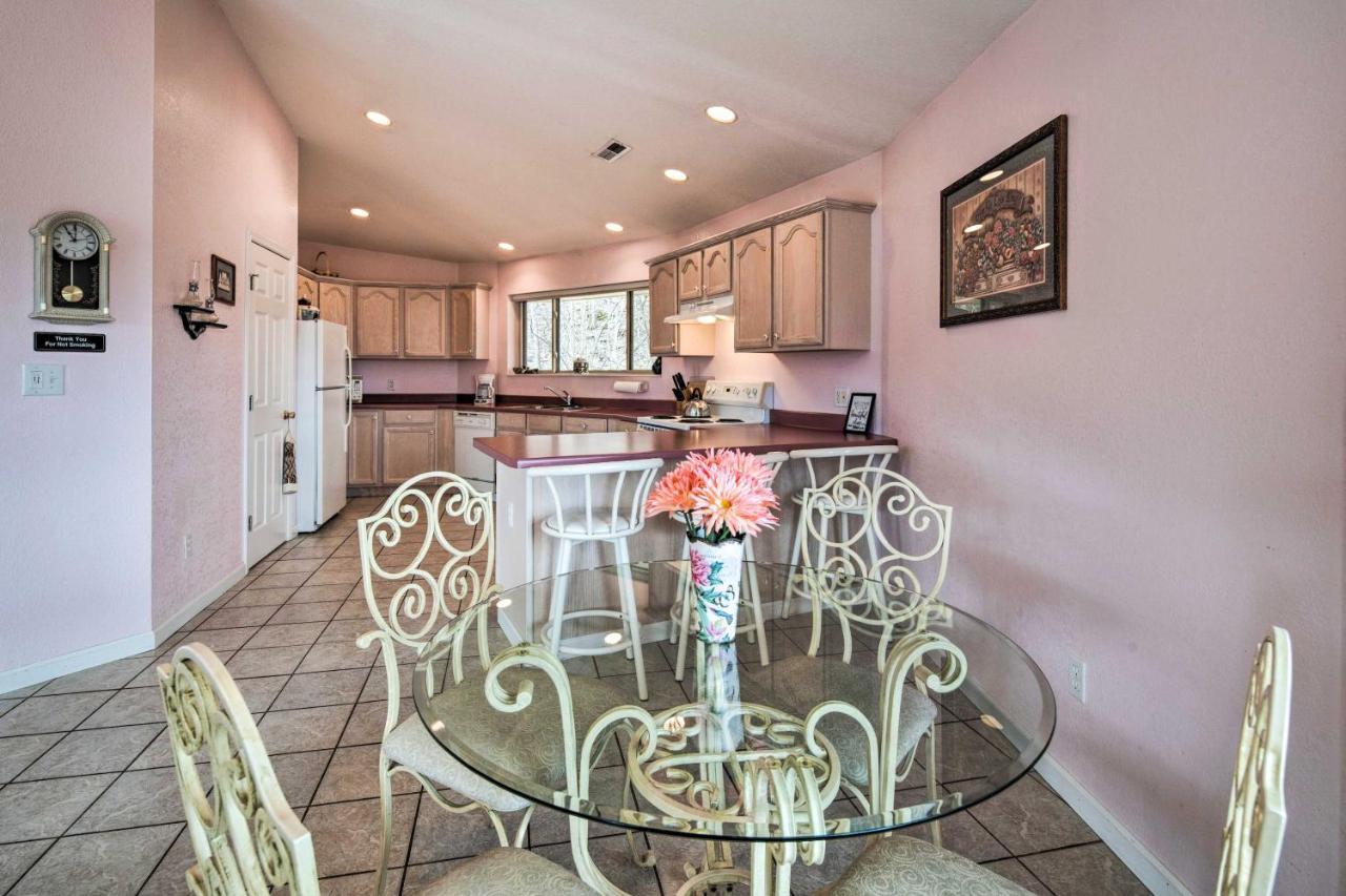 Charming Burnsville Apt With Mountain Views And Deck! Exterior foto